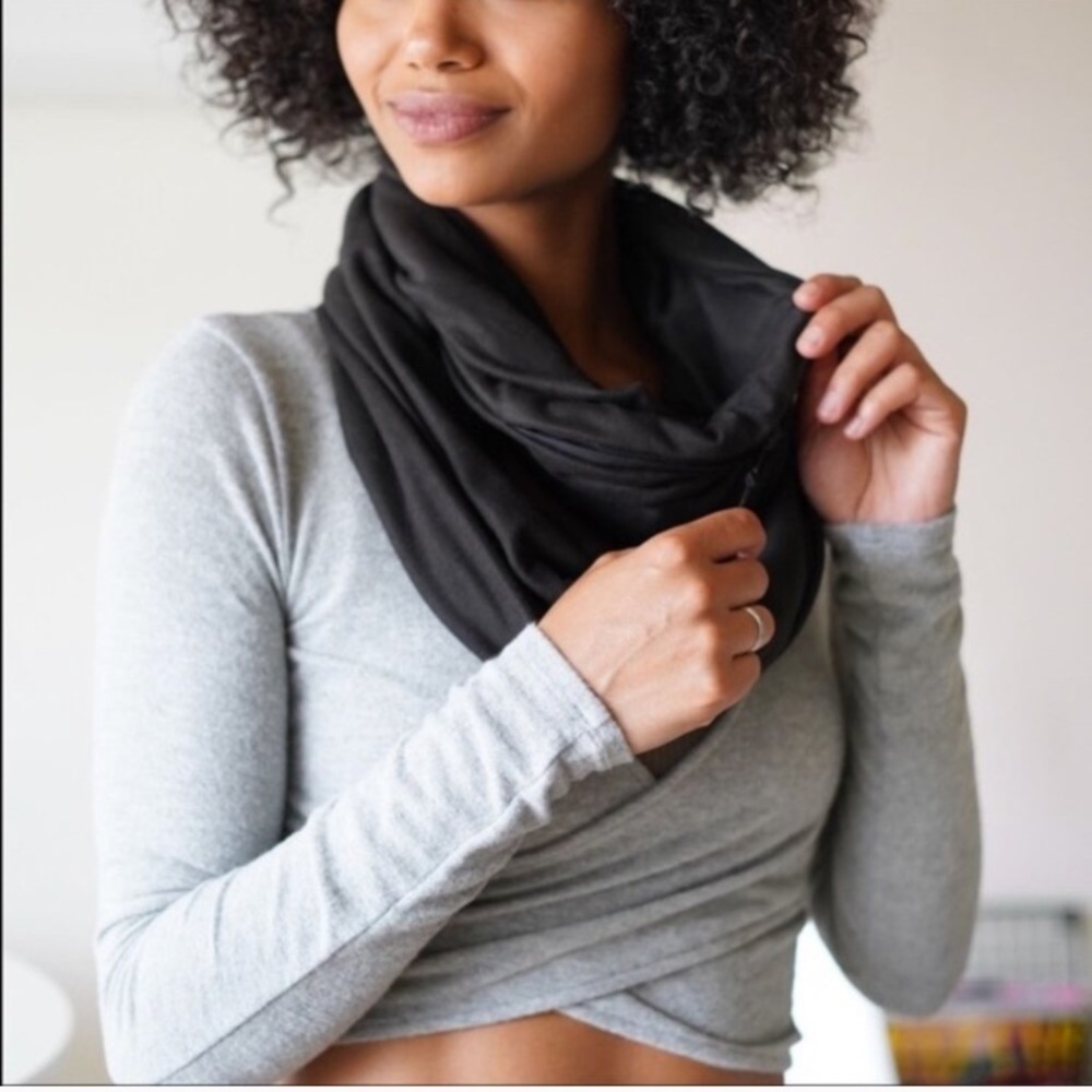 Beyond Yoga Classic Black Scarf